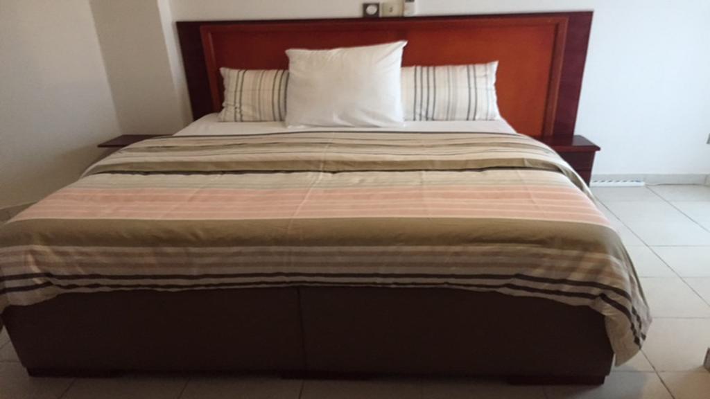 Le Buffle Noir Appart d'hôtes Douala Extérieur photo