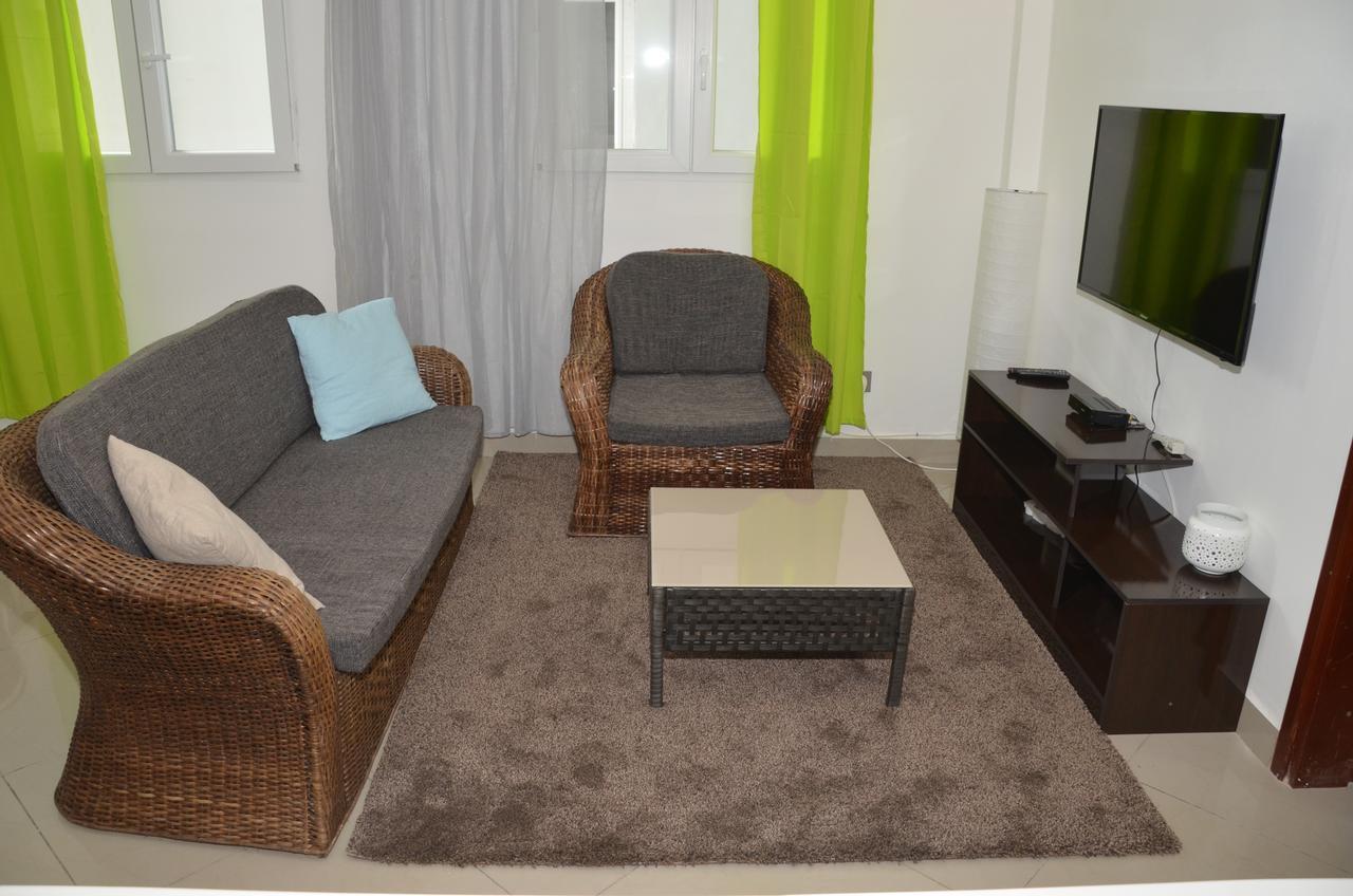 Le Buffle Noir Appart d'hôtes Douala Extérieur photo