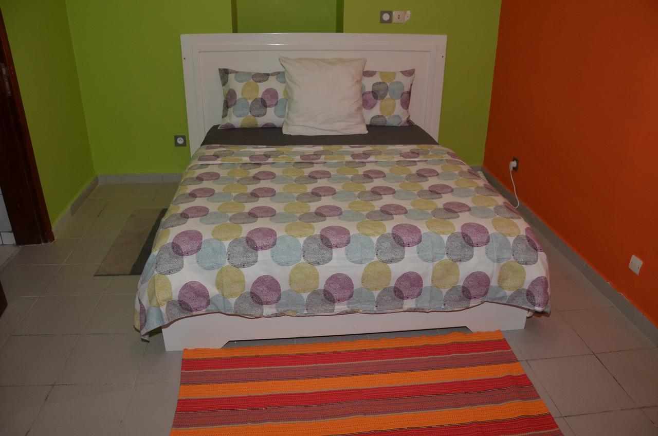 Le Buffle Noir Appart d'hôtes Douala Extérieur photo