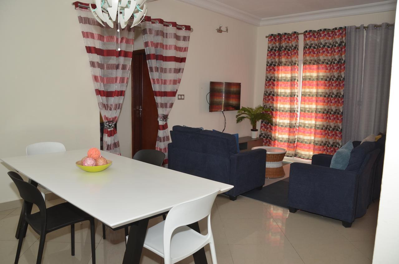 Le Buffle Noir Appart d'hôtes Douala Extérieur photo